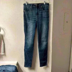 Y2k guess high waisted jeans size 23